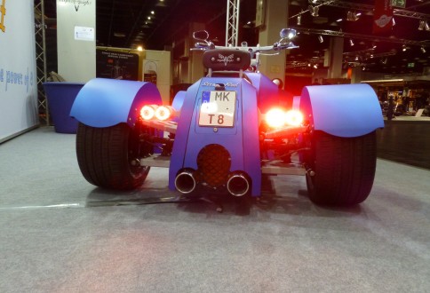 Heckansicht T - Eight / Back T - Eight