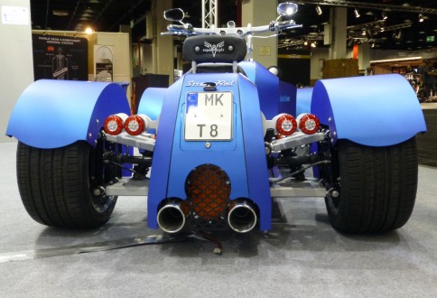 Heckansicht T - Eight / Back T - Eight